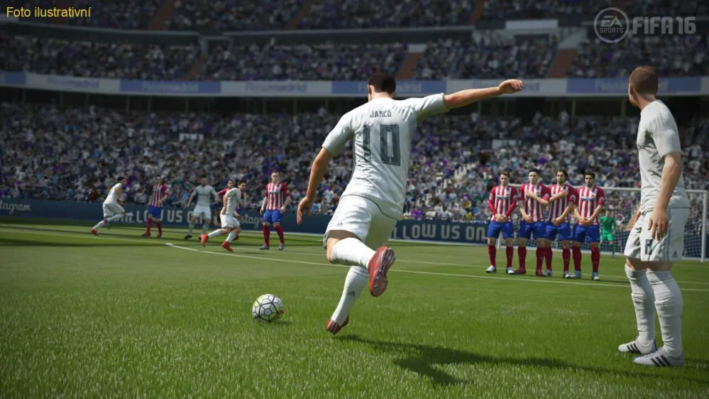FIFA 16 (PS4)
